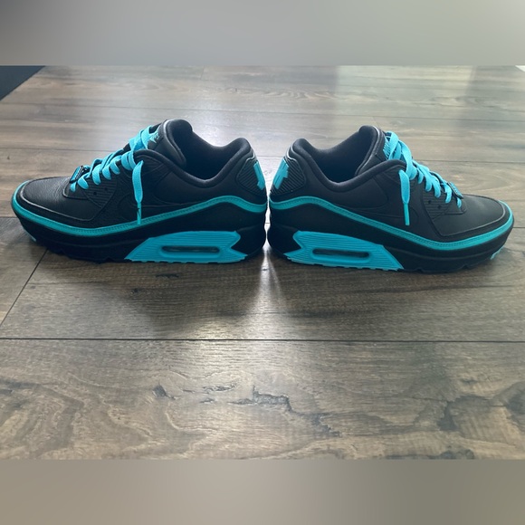 Nike Air Max 90 Undefeated Black/Blue Fury Sneakers Size 8.5 Men/10 Women - Picture 11 of 11